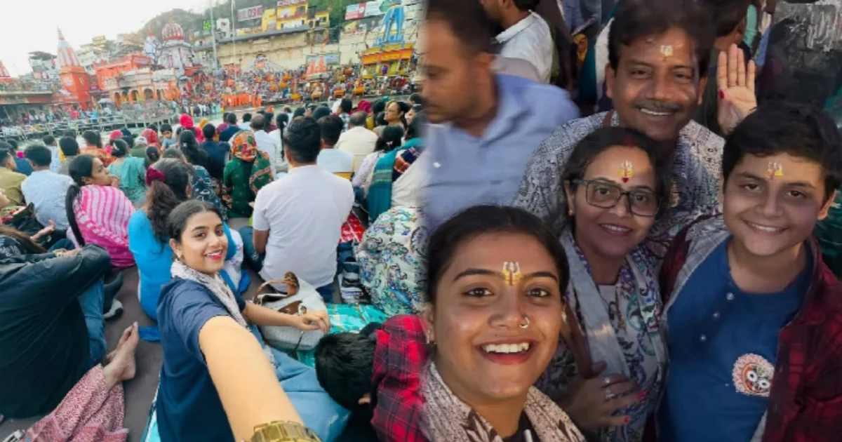 Ankita Bhattacharyya, Saregamapa, Musician, Haridwar, SpiritualJourney, BengaliSinger, HarHarMahadev, FamilyTime, অঙ্কিতা ভট্টাচার্য, সারেগামাপা, সঙ্গীতশিল্পী, হরিদ্বার, আধ্যাত্মিকতা, পরিবারের সাথে ছুটি