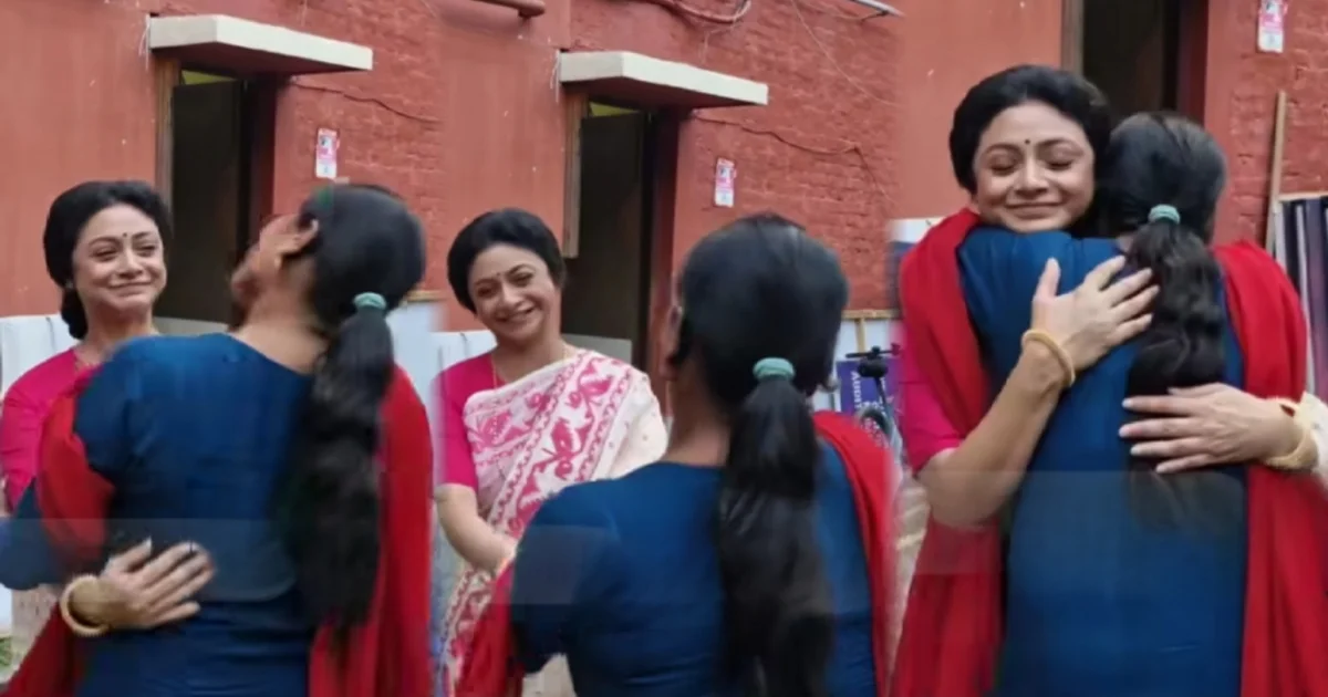ইশারায় করলেন মন জয়! 'চিরসখা'র সেটে মূক অনুরাগীর সঙ্গে আবেগঘন মুহূর্ত অপরাজিতার! অভিনেত্রীর বিনয়ী ব্যবহারে আপ্লুত নেটিজেনরা 1 Chiroshokha, Aparajita Ghosh Das, Sudip Mukherjee, Leena Ganguly, Star Jalsa, Bengali Serial, Speech-Impaired Fans, Fan interaction, চিরসখা, অপরাজিতা ঘোষ দাস, সুদীপ মুখোাধ্যায়, লীনা গাঙ্গুলি, স্টার জলসা, বাংলা সিরিয়াল, মূক অনুরাগীদের সাথে মুহূর্ত