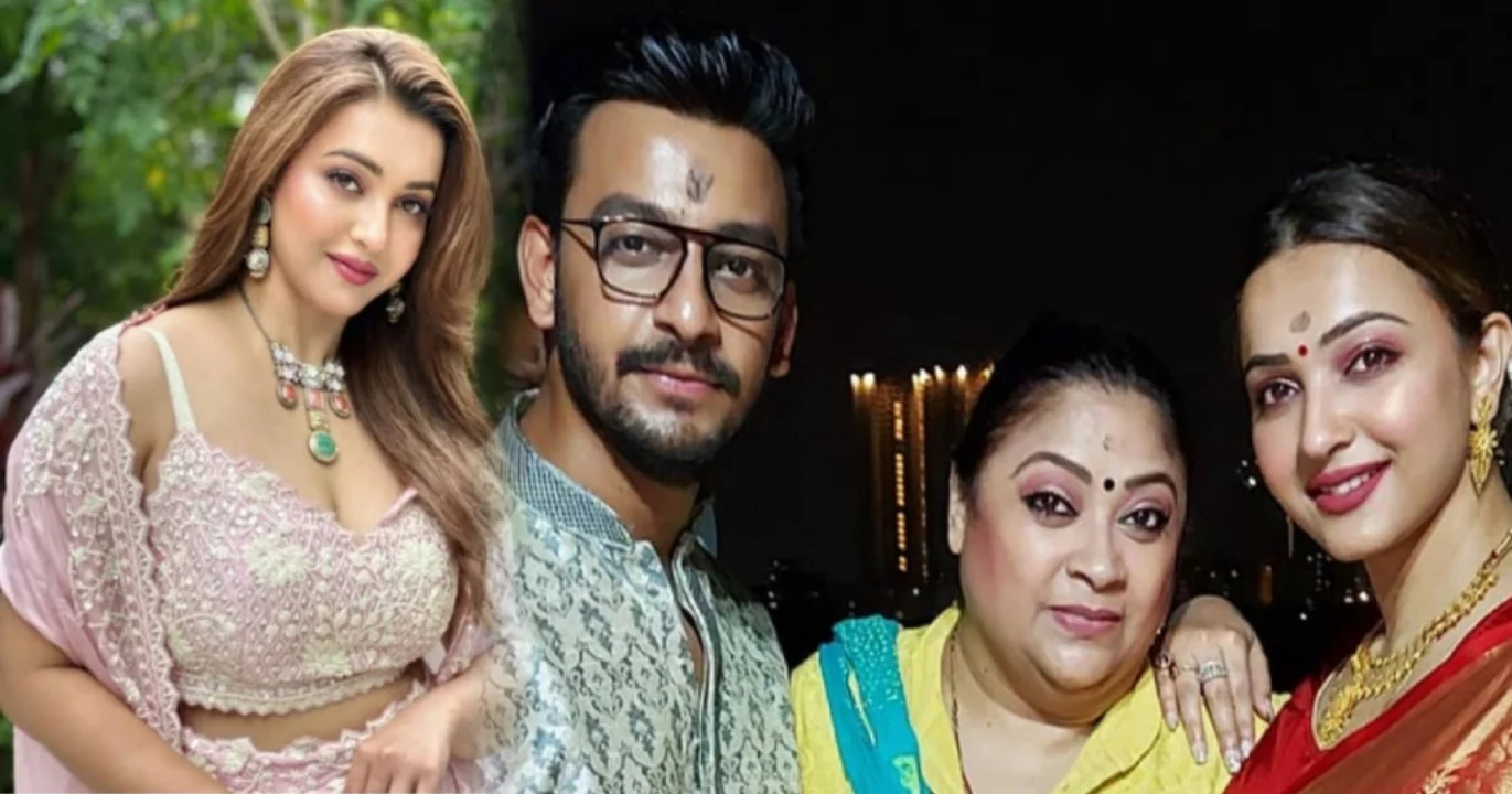 Koushani Mukherjee, Koushani Birthday, Birthday Celebration, Piya Sengupta, Bonny Sengupta, Mother-In-Law, Emotional, love, Family Celebration, কৌশানী মুখোপাধ্যায়, কৌশানীর জন্মদিন, জন্মদিন উদযাপন, পিয়া সেনগুপ্ত, বনি সেনগুপ্ত, হবু শাশুড়ি, স্নেহ, আবেগ, ঘরোয়া উদযাপন