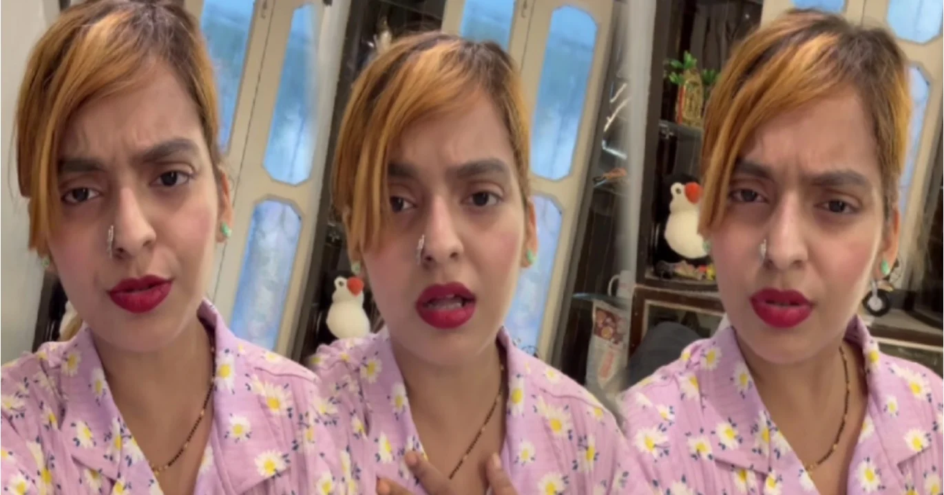 Madhubani Goswami, Troll, Outfit Controversy, Nose Ring, Fashion Backlash, Netizen Reactions, Social Media Outrage, Bengali celebrity, Facebook Post, মধুবনী গোস্বামী, ট্রোল, সাজ-পোশাক, নাকফুল, ফ্যাশন বিতর্ক, নেটিজেন প্রতিক্রিয়া, সমাজ মাধ্যমে বিতর্ক, বাঙালি অভিনেত্রী, ফেসবুক পোস্ট