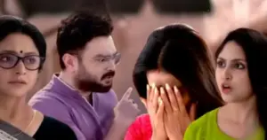 সকলের সামনে নতুনের সঙ্গে সম্পর্কের স্বীকার করল কমলিনী! কী হতে চলেছে তাদের সম্পর্কের পরিণতি? 2 Anashua Majumdar