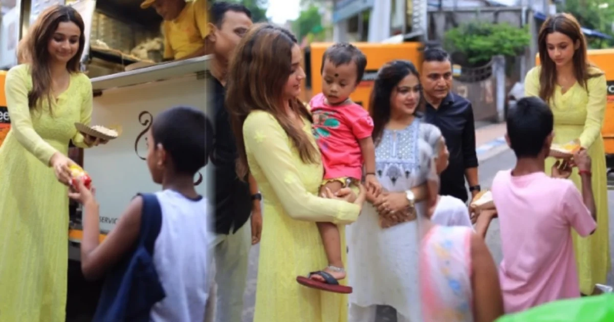 Nandini Dutta, Television Actress, Food Relief, Narayani-Annseva, Ahmedabad Plane Crash, AL-171 Tragedy, Jhilik, Dui Shalik, Ram Krishna, Humanitarian Act, Voluntary Service, Emotional Actress, Social Media Reaction, Star Jalsha, Tollywood, নন্দিনী দত্ত, ছোট পর্দার অভিনেত্রী, অন্নসেবা, আমেদাবাদ বিমান দুর্ঘটনা, এল-১৭১ মর্মান্তিক দুর্ঘটন, ঝিলিক, দুই শালিক, রাম কৃষ্ণা, মানবিক উদ্যোগ, স্বেচ্ছাসেবা, স্টার জলসা, টলিউড, সমাজ মাধ্যমের প্রতিক্রিয়া, শোকাহত অভিনেত্রী