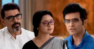 বিয়েতে নারাজ কমলিনী! জীবনের বিশেষ মানুষকে ছুঁড়ে ফেলে দিতে পারছে না কমলিনী! তবে, কি পরিস্থিতির চাপে সকলের সামনে প্রকাশ পাবে কমলিনী-স্বতন্ত্রর না বলা সম্পর্কের কথা? 2 Shinjinee Chakraborty, Rajannya Mitra, Raja Goswami, Vivaan Ghosh, Anashua Majumdar, Sudip Mukherjee, Aparajita Ghosh Das, Tollywood serial Chirosokha, টলিউড সিরিয়াল ধারাবাহিক চিরসখা, রঞ্জনা মিত্র, সুদীপ মুখার্জী অপরাজিতা ঘোষ দাস, অনুসূয়া মজুমদার