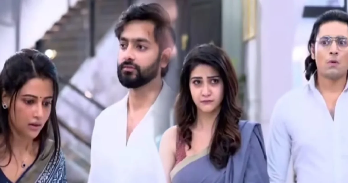 আদি মোহনার সন্তানের বাবা বিশ্বাস করতে পারছে না শুভ! ঘটনা সবার সামনে আসতেই শুভর হাতে চড় খেলো আদি! তবে, কি এবার রায় দম্পতির সম্পর্কে ভাঙন ধরবে? 1 Tollywood serial Grihaprabash, star jalsha, Ushasi Roy, Sushmit Mukherjee, Entertainmentnews, entertainment, বিনোদন, স্টার জলসা, অভিনেতা, অভিনেত্রী, টলিউড,গৃহপ্রবেশ, সুস্মিত মুখার্জী, ঊষসী রায়, সিরিয়াল, ধারাবাহিক