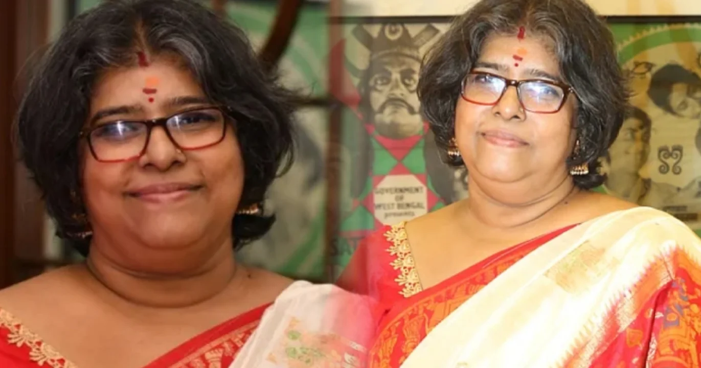 Manasi Sinha, Bengali Actress-Producer, Selfishness, Empathy, Humanity, Theatre Artist, Blood Donation, Compassion, Social Message, Actress Manasi, Narrow World Due To Selfishness, Tollywood, Entertainment, মানসী সিনহা, বাঙালি অভিনেত্রী ও পরিচালক, স্বার্থপরতা, মানবিকতা, থিয়েটার শিল্পী, রক্তদান, সহানুভূতি, সামাজিক বার্তা, অভিনেত্রী মানসী, স্বার্থপর হলে জগৎ ছোট হয়, টলিউড, বিনোদন