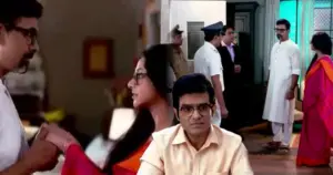 Chiroshokha, Star Jalsha, Aparajita Ghosh Das, Komolini, Swatantrata, Sudip Mukherjee, Leena Ganguly, Shinjinee Chakraborty, Rajannya Mitra, Raja Goswami, Vivaan Ghosh, Anashua Majumdar, Serial Update, Chiroshokha today episode, চিরসখা, স্টার জলসা, রঞ্জনা মিত্র, সুদীপ মুখার্জী, অপরাজিতা ঘোষ দাস, কমলিনী-স্বতন্ত্র, লীনা গাঙ্গুলি, অনুসূয়া মজুমদার, রাজা গোস্বামী, সিরিয়াল আপডেট, চিরসখা আজকের পর্ব