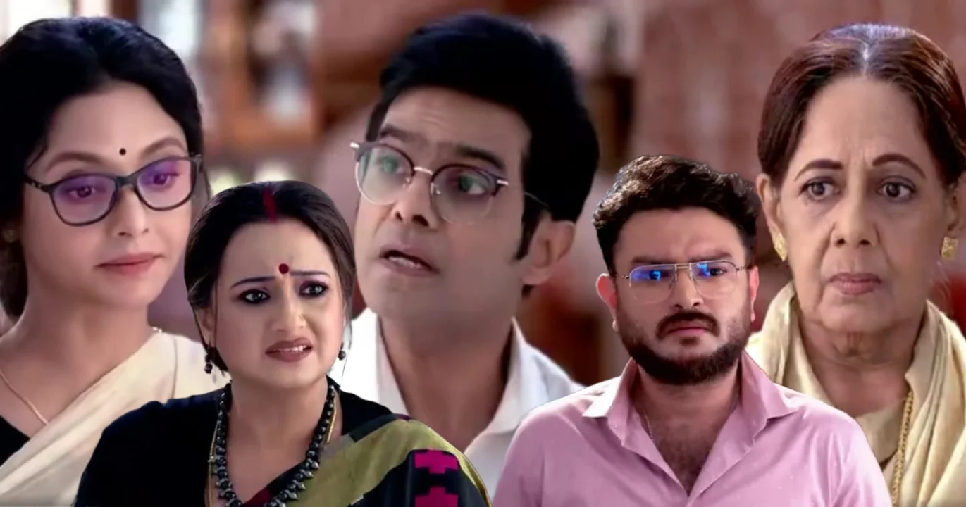 Chiroshokha viewers Outraged By Chandra's Unapologetic Attitude After Destroying Kamolini's Life
