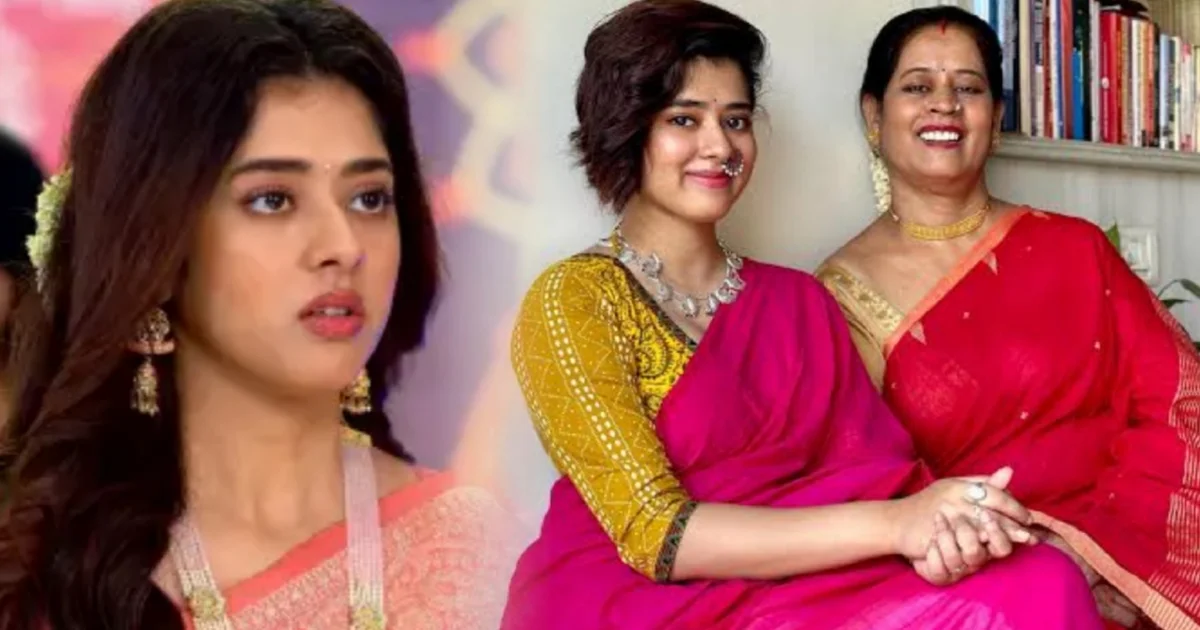 মায়ের সেট-রুটিনেই ভরসা মেয়ের! ইন্ডাস্ট্রির আলোচনায় প্রশ্ন, কেন সেটে দিতিপ্রিয়ার পাশে সবসময় থাকেন তাঁর মা? অবশেষে কারণ জানিয়ে মুখ খুললেন অভিনেত্রী! 1 Ditipriya Roy, Chirodini Tumi Je Amar, Shooting Set, Mother's Presence, Tollywood News, Bengali Television, Ditipriya Roy Mother, Emotional Support, Anger Management, Jeetu Kamal, Work Environment, Bengali Actress, দিতিপ্রিয়া রায়, চিরদিনই তুমি যে আমার, শুটিং সেট, দিতিপ্রিয়ার মা, মায়ের উপস্থিতি, টলিপাড়ার খবর, বাংলা টেলিভিশন, মানসিক চাপ, রাগ নিয়ন্ত্রণ, জিতু কমল, সেটের পরিবেশ, বাঙালি অভিনেত্রী