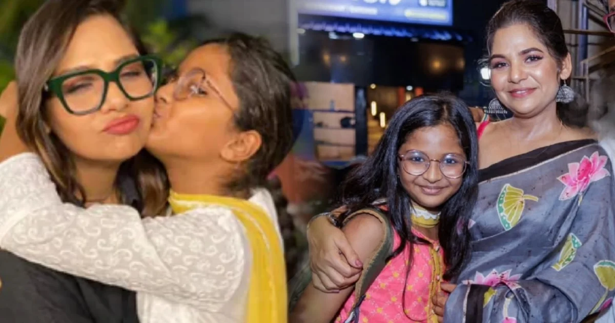 মেয়ের নাম নাকি মুসলিম-ঘেঁষা! সমালোচনা সহ্য করেও কেন মেয়ের এমন নাম রাখেন সুদীপ্তা? কেন অভিনেত্রীর কন্যা ব্যবহার করে না বাবা–মায়ের পদবী? কি বিশেষ কারণ লুকিয়ে আছে এর পিছনে? 1 sudipta chakraborty, Tollywood, বিনোদন, সুদীপ্তা চক্রবর্তী