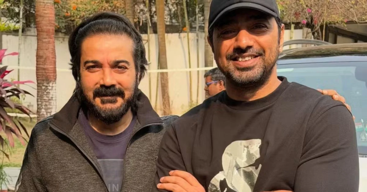 "তুই এলি, কথা বললি...বাড়ির ভুলবোঝাবুঝি গুলোকে সামলানোই তো বড়দের কাজ!" ইম্পা বৈঠকে 'পদ্মশ্রী টদ্মশ্রী' বিতর্ক কাটিয়ে, প্রসেনজিৎ-দেবের বোঝাপড়া! টলিউডে অশান্তির সমাপ্তি, কবে একই পর্দা ভাগ করবেন দু'জন? 1 দেব, প্রসেনজিৎ চট্টোপাধ্যায়, টলিউড বিতর্ক, ইম্পা বৈঠক, Dev, Prosenjit Chatterjee, Tollywood News, Film Industry Controversy