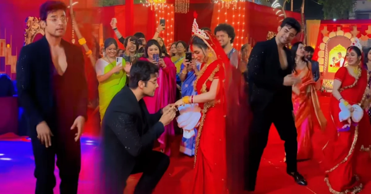 "বিয়ে তো না, যেন ড্যান্স শো দেখলাম!" "সাবেকি বিয়েতে বৌকে চ্যাংদোলা করে সাত পাকে ঘোরে জানতাম না, হিন্দি গানে ৬০-৭০ বার উদ্দাম নেত্য কি বাবা-মায়ের আমলেও ছিল?" বিয়ের পর ভাইরাল মন্তব্যে আ'গুনে ঘি! রণজয়-শ্যামৌপ্তির 'সাবেকি' বিয়ে ঘিরে নেটিজেনদের খোঁচা! 1 Ranjoy Bishnu, Shyamoupti Mudly, Traditional Wedding Controversy, Viral Interview, Social Media Backlash, Valentine’s Day, Bengali Wedding, Television Couple, Netizen Reactions, রণজয় বিষ্ণু, শ্যামৌপ্তি মুদলি, সাবেকি বিয়ে বিতর্ক, ভাইরাল সাক্ষাৎকার, সোশ্যাল মিডিয়া সমালোচনা, ভ্যালেন্টাইনস ডে, বাঙালি বিয়ে, টেলিভিশন জুটি, নেটিজেনদের প্রতিক্রিয়া, বিনোদন