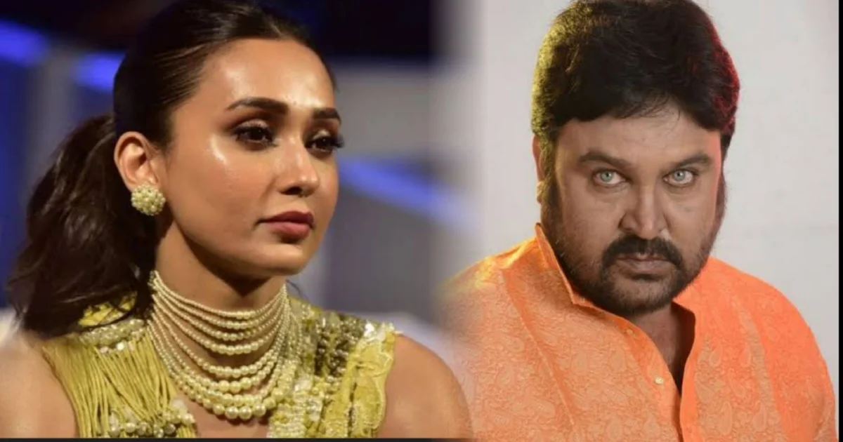 Mimi Chakraborty, Stage Controversy, Sumit Ganguly, Event Dispute, Social Media Backlash, Bongaon Incident, Celebrity Respect, Organiser Statement, Bengali Entertainment, মিমি চক্রবর্তী, মঞ্চ বিতর্ক, সুমিত গঙ্গোপাধ্যায়, অনুষ্ঠান বিতর্ক, সমাজ মাধ্যমে কটাক্ষ, অভিনেত্রীর সম্মান, দর্শকদের প্রতিক্রিয়া, আয়োজকের অভিযোগ, বাংলা বিনোদন