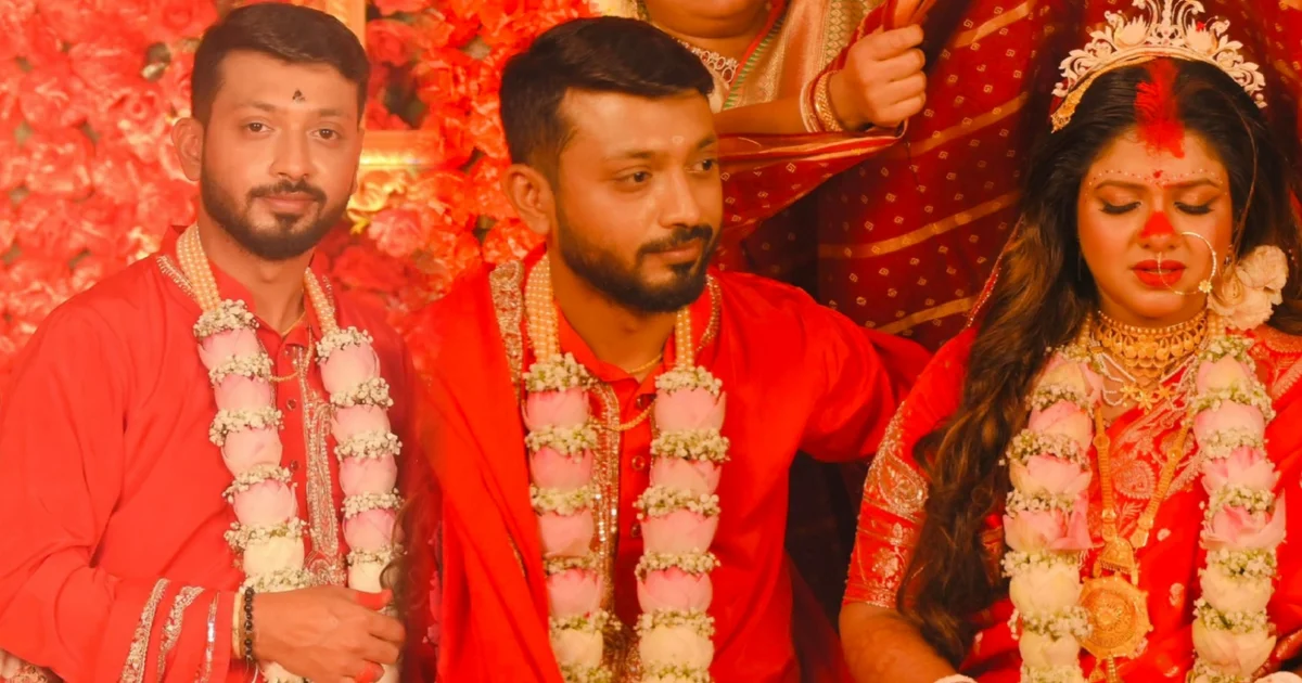 Susmita Roy, Second Marriage, Sabyasachi Chakraborty, Divorce, Motherhood Wish, Social Media Post, Tollywood Actress, Personal Life, New Beginning, সুস্মিতা রায়, দ্বিতীয় বিয়ে, সব্যসাচী চক্রবর্তী, ডিভোর্স, মা হওয়ার ইচ্ছা, সামাজিক মাধ্যমে পোস্ট, টলিউড অভিনেত্রী, ব্যক্তিগত জীবন, নতুন শুরু, পাত্রের পরিচয়, টলিউড