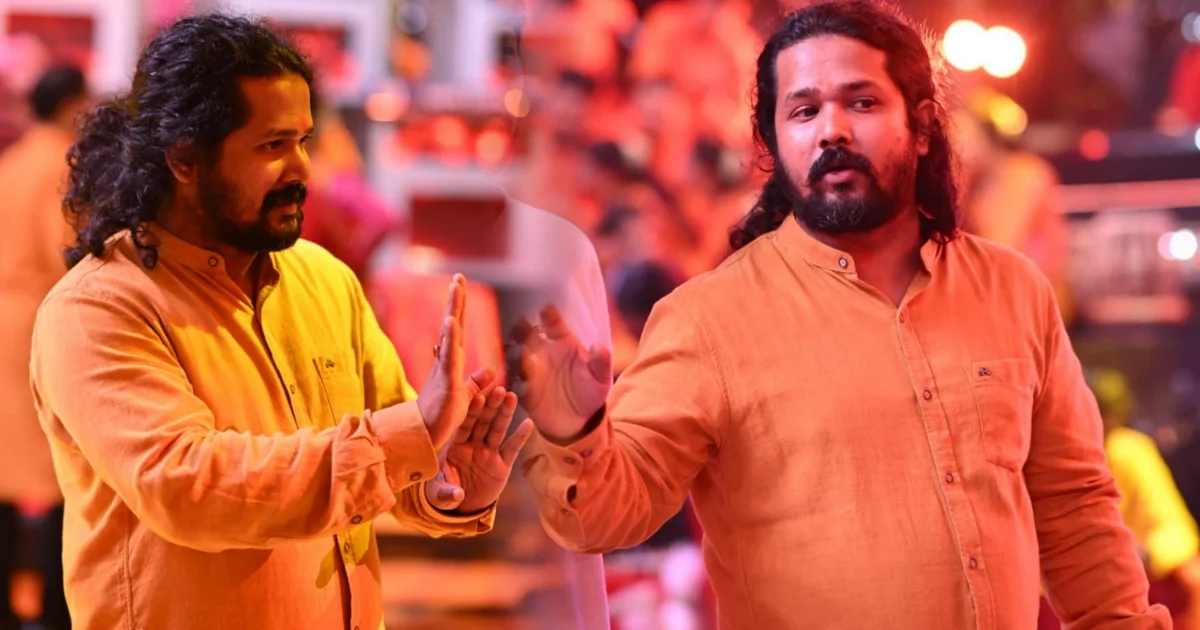 'পোস্তো' থেকে 'মিরজা', 'হামি' থেকে 'রক্তবীজ', প্রতিটি গানে নিজের ছাপ রেখেছেন শিলিগুড়ির সেই ছেলেটি! নিজের চেষ্টায় আবার ফিরিয়ে আনছেন, হারিয়ে যাওয়া ডান্স নাম্বারের জাদু! টলিউডের ডান্স আইকন, রাহুল ঘোষের উত্থানের গল্প জানেন? 1 Rahul Ghosh choreographer