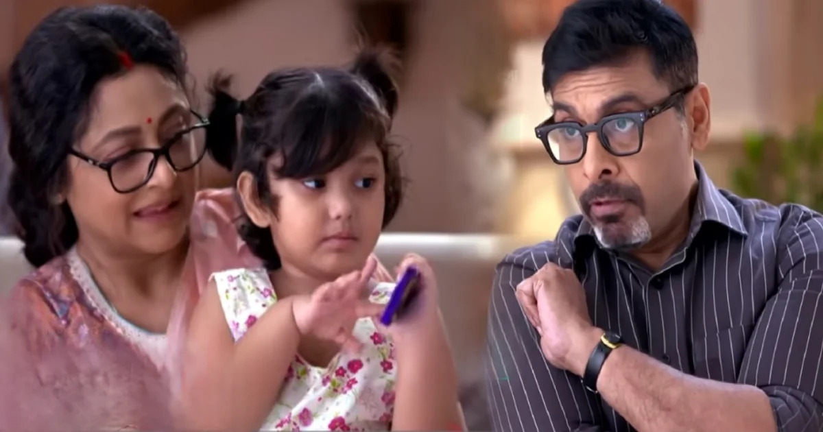 Chiroshokha, Star Jalsha, Aparajita Ghosh Das, Komolini, Swatantra, Sudip Mukherjee, Leena Ganguly, Shinjinee Chakraborty, Rajannya Mitra, Raja Goswami, Vivaan Ghosh, Lovely Maitra, Serial Update, Chiroshokha today episode, চিরসখা, স্টার জলসা, রঞ্জনা মিত্র, সুদীপ মুখার্জী, অপরাজিতা ঘোষ দাস, কমলিনী-স্বতন্ত্র, লীনা গাঙ্গুলি, লাভলি মৈত্র, রাজা গোস্বামী, সিরিয়াল আপডেট, চিরসখা আজকের পর্ব