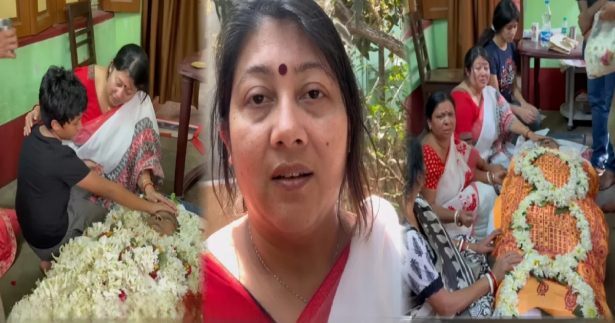 Mahua Gangopadhyay, Probashi Ghorkonna, Mother In Law Death, Funeral Vlog, Social Media Backlash, Vlogging Controversy, Internet Trolls, Digital Content Debate, Bengali YouTuber, Vlogger, Netizens Slams, মহুয়া গঙ্গোপাধ্যায়, প্রবাসে ঘরকন্না, শাশুড়ির শেষযাত্রা ভ্লগ, সোশ্যাল মিডিয়া ট্রোল, ভ্লগিং বিতর্ক, নেটিজেনদের কটাক্ষ, কনটেন্ট বিতর্ক, বাংলা ইউটিউবার, ভ্লগার, সমাজ মাধ্যমে সমালোচনা