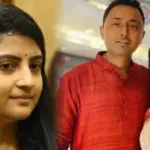 Debraj Chakraborty, Aditi Munshi, Bengali Singer, TMC Leader Arrest, Bengal Politics, Corruption Allegation, BJP Bengal, Viral Video, Netizens Slams, Social Media Buzz, Tollywood, Entertainment, দেবরাজ চক্রবর্তী, অদিতি মুন্সি, বাঙালি গায়িকা, তৃণমূল নেতা গ্রেফতার, দুর্নীতি অভিযোগ, বিজেপি, বাংলার রাজনীতি, ভাইরাল ভিডিও, নেটিজেনদের প্রতিক্রিয়া, সামাজিক মাধ্যমে সমালোচনা, টলিউড, বিনোদন সংবাদ