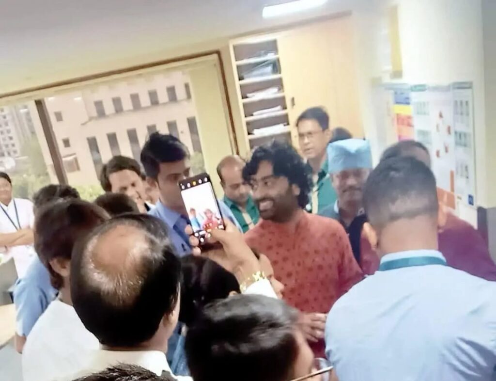 Arijit Singh Rushes To The Doctor Amid Health Concerns
