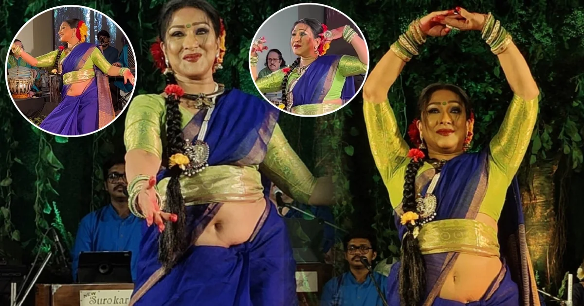 'রবীন্দ্রনৃত্য নয়, এটা পেটিন্দ্রনৃত্য!' 'কি দুঃসাহ, পেট বের করে, নাভি দেখিয়ে কবিগুরুর গানে নাচ!' চিরাচরিত সাদা-লাল পোশাক ছেড়ে ভিন্ন সাজে ঋতুপর্ণা সেনগুপ্ত! রবীন্দ্রসঙ্গীতে শরীর প্রদর্শনের অভিযোগে সমালোচনার ঝড় নেটপাড়ায়! 1 Rituparna Sengupta, Rabindra Nritya, Bengali Actress, Rabindra Sangeet, Viral Video, Social Media Reaction, Netizens Slams, Trolls, Controversy, Cultural Event, Tollywood, Entertainment, ঋতুপর্ণা সেনগুপ্ত, রবীন্দ্রনৃত্য, টলিউড অভিনেত্রী, ভাইরাল ভিডিও, সামাজিক মাধ্যমে প্রতিক্রিয়া, নেটিজেনদের কটাক্ষ, সমালোচনা, সাংস্কৃতিক অনুষ্ঠান, টলিউড, বিনোদন