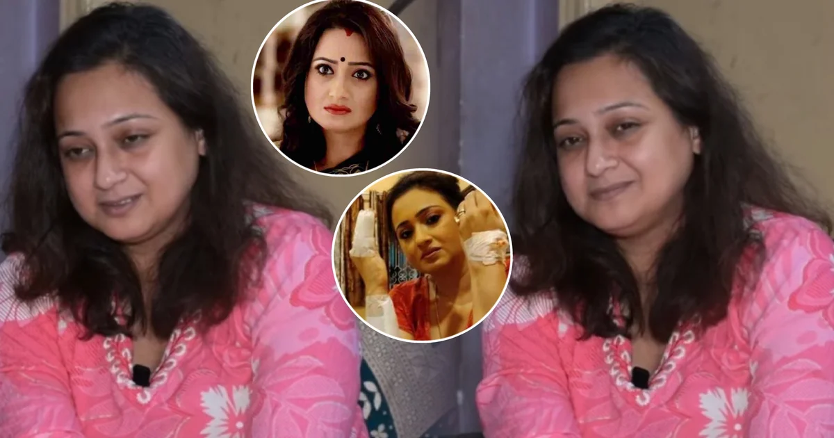 "মেয়ের জন্যই বেঁচে আছি, দু'হাতে মোট ১৮টি সেলাই...দেড় বছর ধরে ডিপ্রে'শনে ভুগছি" "না বুঝেছি সংসার, পেশার রাজনীতিও বুঝিনি" চোখের নীচে কালি, মনে জমেছে দুঃখের পাহাড়! সন্তানকে আঁকড়ে থাকা থেকে কাজ না পাওয়া, নিজের বর্তমান অবস্থার কথা বলতে গিয়ে কান্নায় ভেঙে পড়লেন স্বর্ণকমল দত্ত! 1 Swarnakamal Dutta, Bengali Actress, Chiroshokha, Shudhu Tomari Jonyo, Bhole Baba Par Karega, Bengali Television, Tollywood Actress, Depression, Career Struggle, Divorce, Actress Life, Entertainment, স্বর্ণকমল দত্ত, বাঙালি অভিনেত্রী, চিরসখা, শুধু তোমারই জন্য, ভোলে বাবা পার কারেগা, টলিউড, বাংলা ধারাবাহিক, মানসিক অবসাদ, অভিনয় জীবন, কেরিয়ার সংকট, বিবাহ বিচ্ছেদ, নেত্রীর জীবন, বিনোদন