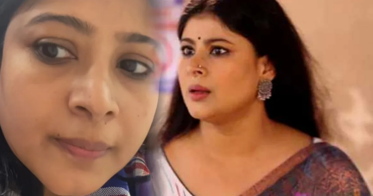 "আর বোধহয় বাড়ি ফেরা হবে না, প্রতিটা মুহূর্তে ঠাকুরের নাম করছিলাম, সেদিন মনে হচ্ছিল..." জীবনের সবচেয়ে ভয়ংকর মুহূর্তের মুখোমুখি হয়ে কোনমতে প্রাণে বাঁচলেন বুলবুলি চৌবে পাঁজা! অপয়া ১৩-তে কী ঘটেছিল? অনুরাগীদের সঙ্গে প্রাণ সংশয়ের অভিজ্ঞতার কথা ভাগ করে নিলেন অভিনেত্রী? এখন কেমন আছেন তিনি? 1 Bulbuli Chaubey Panja, বুলবুলি চৌবে পাঁজা, tollywood, প্রাণ সংশয়ের অভিজ্ঞতা, মৃত্যুমুখ থেকে ফেরা, ভয়ংকর অভিজ্ঞতা, অভিনেত্রীর জীবন, বিনোদন সংবাদ, Life Threatening Incident, Near Death Experience, Survival Story, Entertainment, Actress Life
