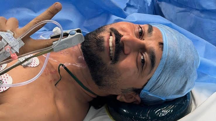 ঘুড়ি ওড়াতে গিয়ে ম'র্মান্তিক দুর্ঘ'টনা! ১৩ ফুট উঁচু ছাদ থেকে পড়ে জীবন-মৃ'ত্যুর সন্ধিক্ষণে সলমন খান! 2 ABCD