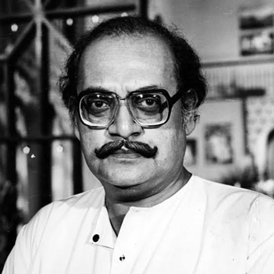 নাটকের জন্য জেল খেটেও থামেনি অভিনয়ের জেদ, বাংলা বিনোদন জগতের প্রবাদপুরুষ উৎপল দত্তের হাত ধরেই বদলে গিয়েছিল মঞ্চ! আপসহীন আদর্শে ‘কল্লোল’-সহ একের পর এক নাটকে ছড়িয়েছিল প্রতিবাদের ভাষা! মৃ'ত্যুর ৩৩ বছর পরও, সমান সমাদৃত তাঁর সৃষ্টি! কিংবদন্তির মৃ'ত্যুবার্ষিকীতে প্রকাশ্যে এল তাঁর জীবনের কোন অজানা অধ্যায় ? 3 entertainment