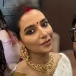 Deboshree Ganguly, Subhashree Ganguly, Deboshree Subhashree Relationship, Durga Puja 2026, দেবশ্রী গঙ্গোপাধ্যায়, শুভশ্রী গঙ্গোপাধ্যায়, দুই বোনের সম্পর্ক, বারাণসীর দুর্গাপুজো, রাজ চক্রবর্তী, টলিউড